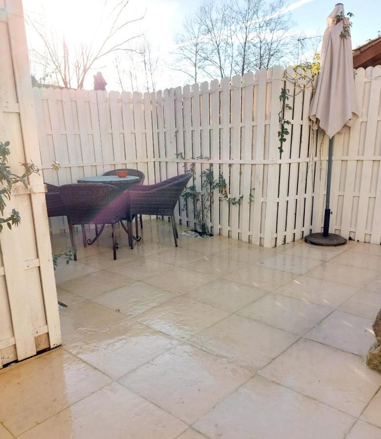 Holiday home Maison De Lolivier, Beautiful Townhouse With Private Courtyard Eymet