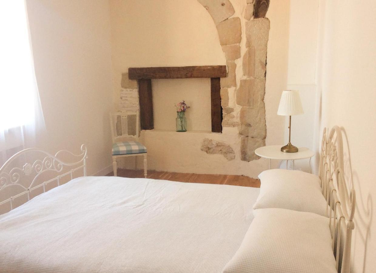 Maison De Lolivier, Beautiful Townhouse With Private Courtyard Eymet