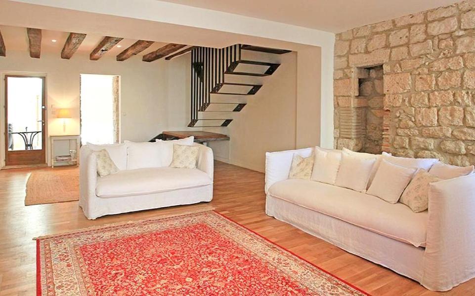 Maison De Lolivier, Beautiful Townhouse With Private Courtyard Eymet